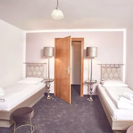 Hotell Boutique-gasthof Ueberfuhr