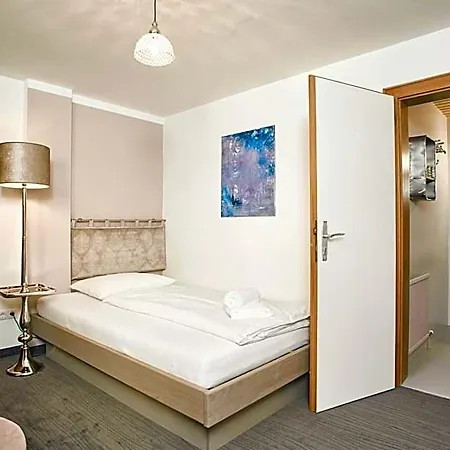 Otel Boutique-gasthof Ueberfuhr *